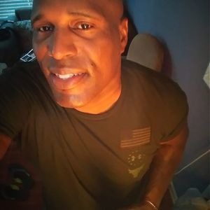 Meet your Posher, Raymond